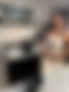 Your_Paris' Live Sex Cam Show