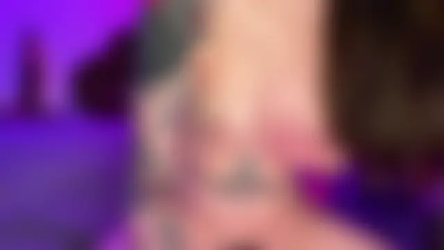 MissGoldenCartier's Webcam Show