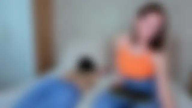 Helen198705's Live Sex Cam Show