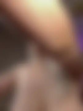 HugeBoobsAlice's Webcam Show