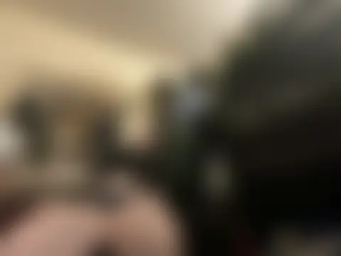 Snowbunnycake_131's Webcam Show