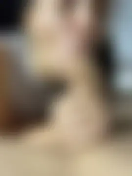 Naturalmilf's Live Sex Cam Show