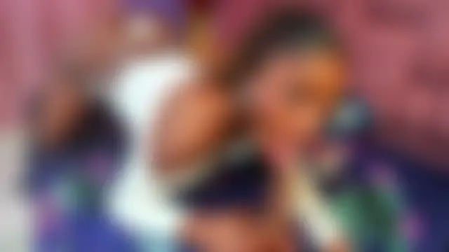 anisha_zambrano Live chatroom