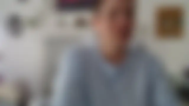 AuroraWillows élő chatszobája