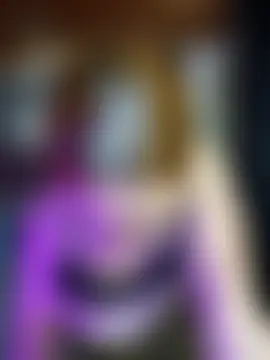 CoraVibes' Live Chat Room