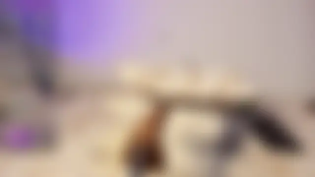 Madeline_Dreams: δωμάτιο απευθείας συνομιλίας