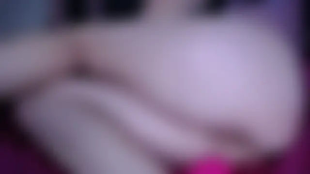 Blonderousss' Live Webcam Chat