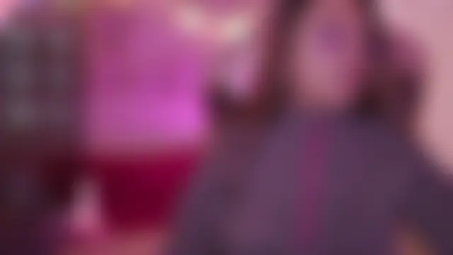 milly_kenner élő chatszobája