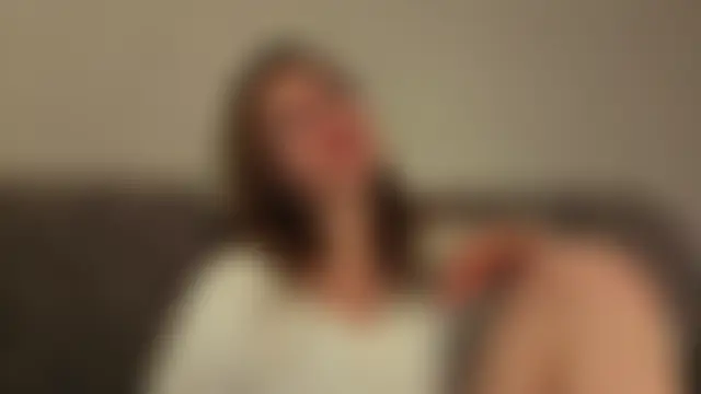 LovelyKatea élő chatszobája