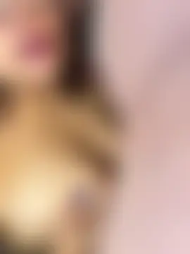 غرفة دردشة liz_and_thiago المباشرة