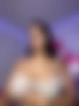 Alice777_'s Live Webcam Chat