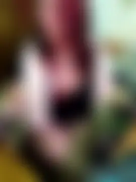 SabrinaXlovess' Live Webcam Chat