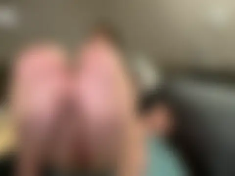 1Lustfully_yours' Live Webcam Chat