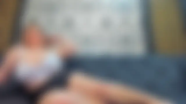 LissaBigTitts' Live Webcam Chat