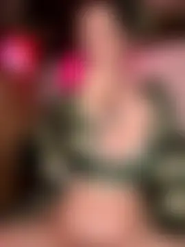 MenaDreadfull Live XXX Chat