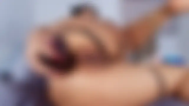 nicol_f's Live XXX Chat