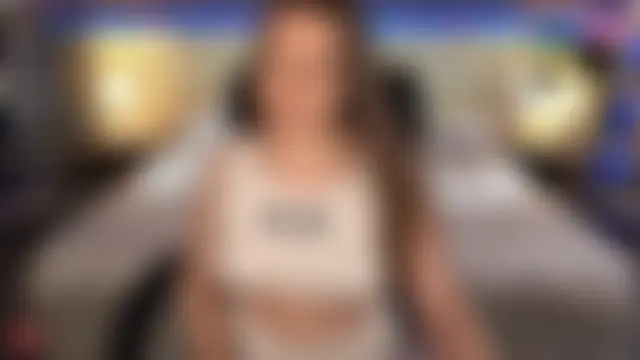 FoxyShy's Live XXX Chat