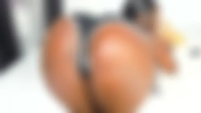 CREAMY_BUBBLEGUM's Live XXX Chat