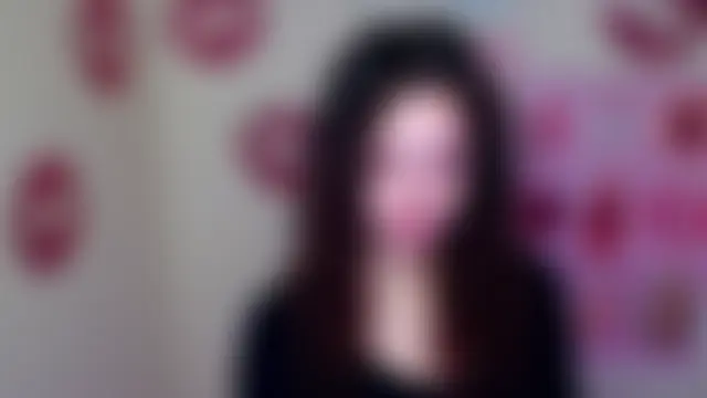 _SusieSu_ Adlı Modelin Canlı XXX Sohbeti