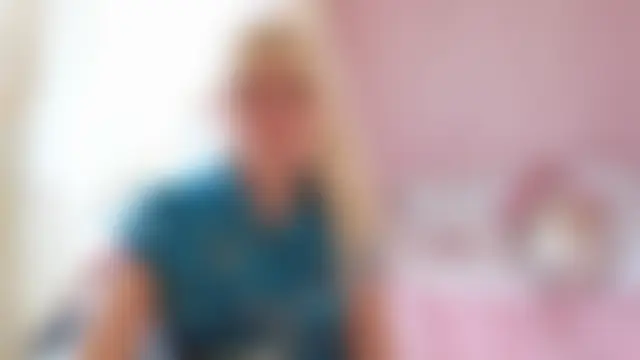 SunnySylvia: онлайн-секс-чат