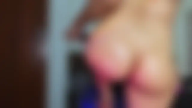 LittlePeach_ Chat XXX in diretta