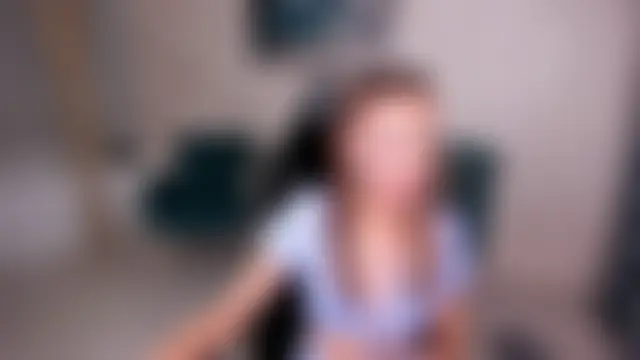 EllaCurtis Adlı Modelin Canlı XXX Sohbeti