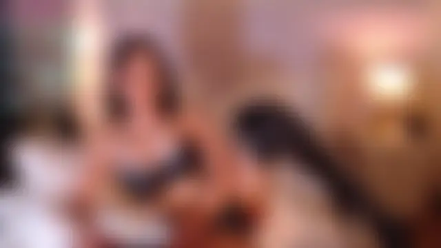 FreakyyZazie Adlı Modelin Canlı Sohbet Odası