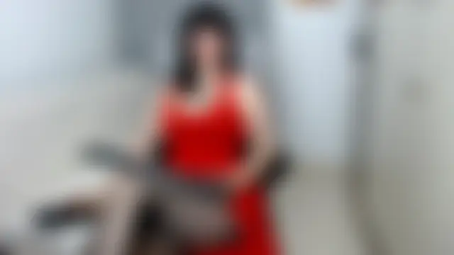 Laura-pervert Live XXX Chat