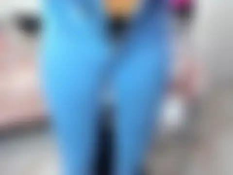 Chat XXX en directo de megan_doll2123