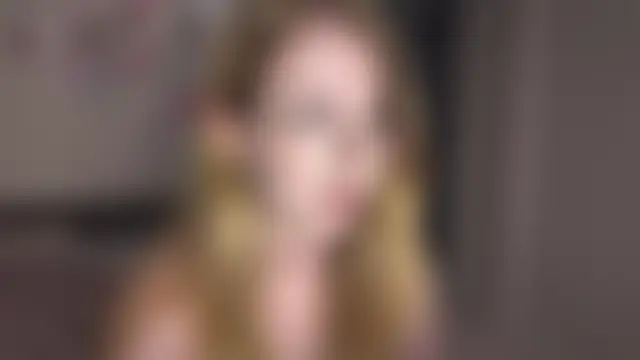 HoneyAudrey live XXX chat