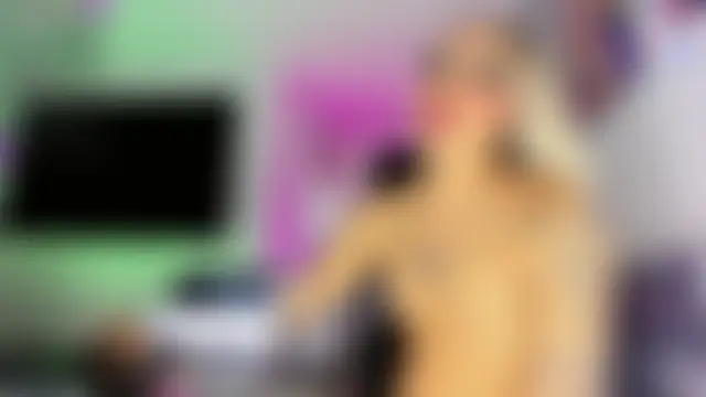 Thalia_girl21's Webcam Show