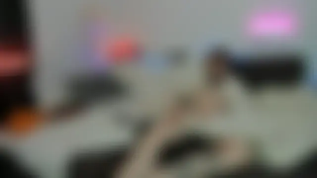 Lev_Millerのウェブカメラショー