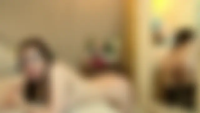 EllieWest's Live Webcam Show