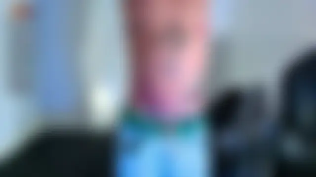 Aronjusting webkamerás műsora