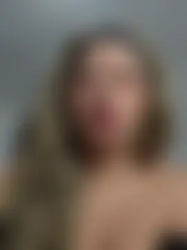 Chaudesquirt Show in webcam