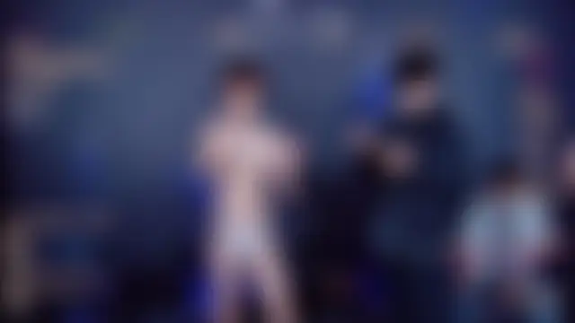 TNT-001 webkamerás műsora