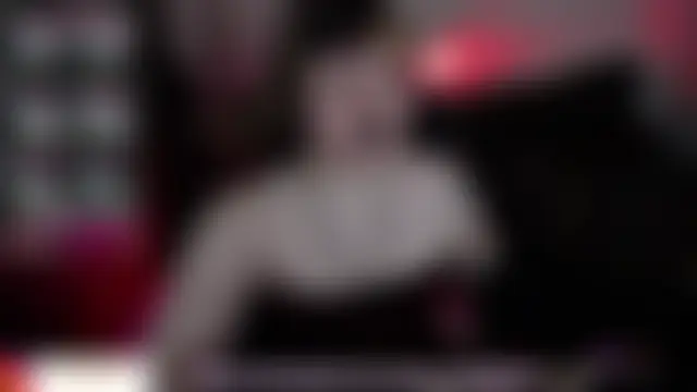 แชท XXX สดของ Bdsm_and_fries