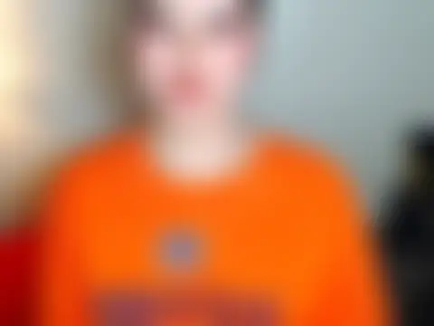 NaomiSmallのウェブカメラショー