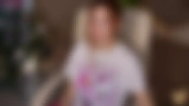 دردشة RedShinee الجنسية المباشرة