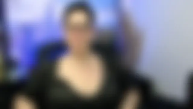 ninarandmann Adlı Modelin Canlı XXX Sohbeti