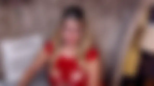 BustyGizelle's Live Webcam Chat