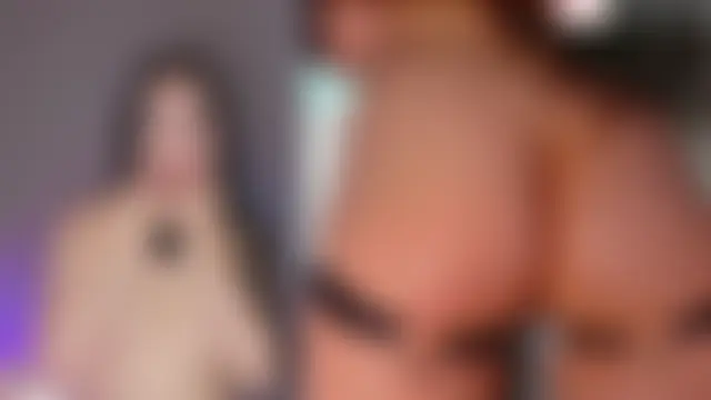 XXX chat uživo modela Babymishi