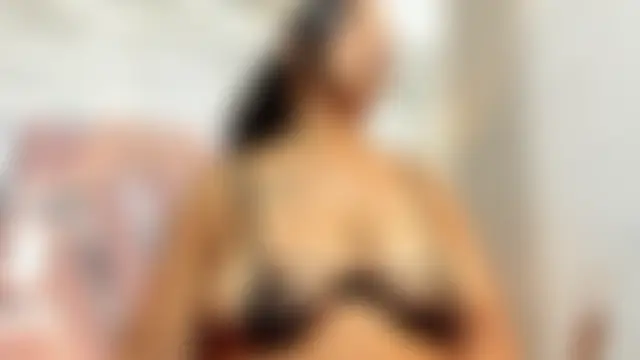 عرض كام ebony_priincess