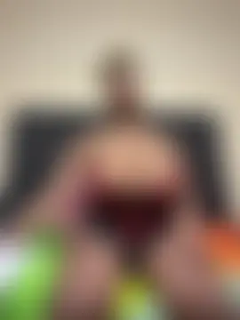 sexy_boobs97 élő XXX-chatje