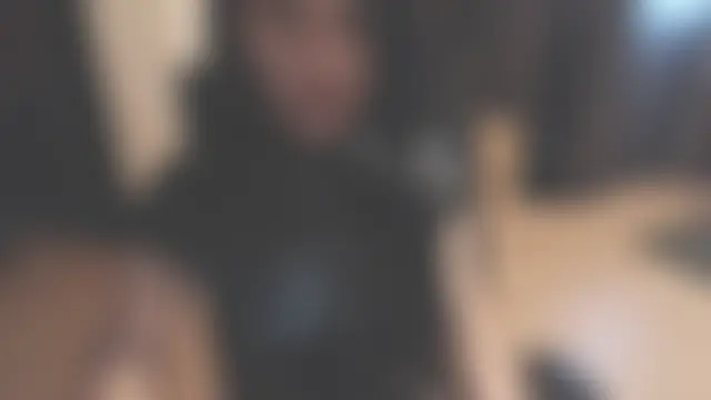 GoldenSasha: απευθείας συνομιλία ΧΧΧ