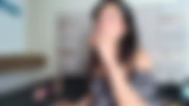 LittlePeach_: онлайн-секс-чат