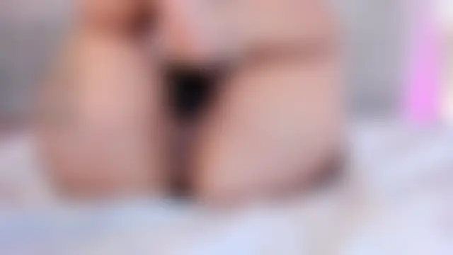 rawiya Show in webcam