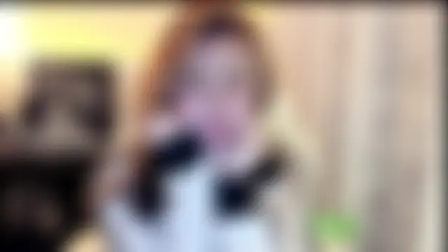 Pertunjukan Kamera Web Cute_Mango