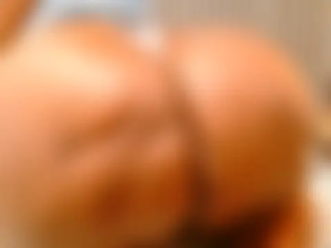 Pokazy przed kamerką – ROYALASS25