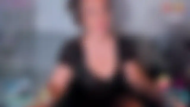 LondonBadGirl Show in webcam